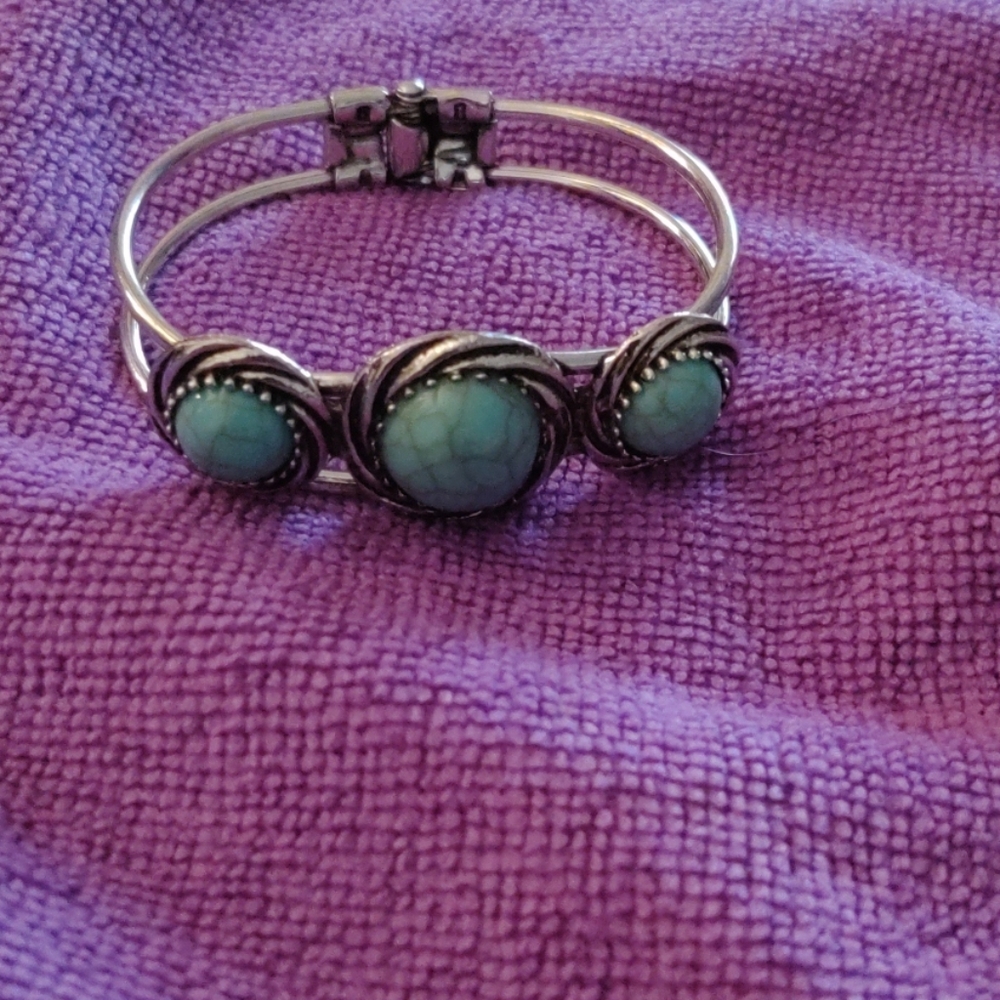Bangle Bracelet - Picture 3 of 3